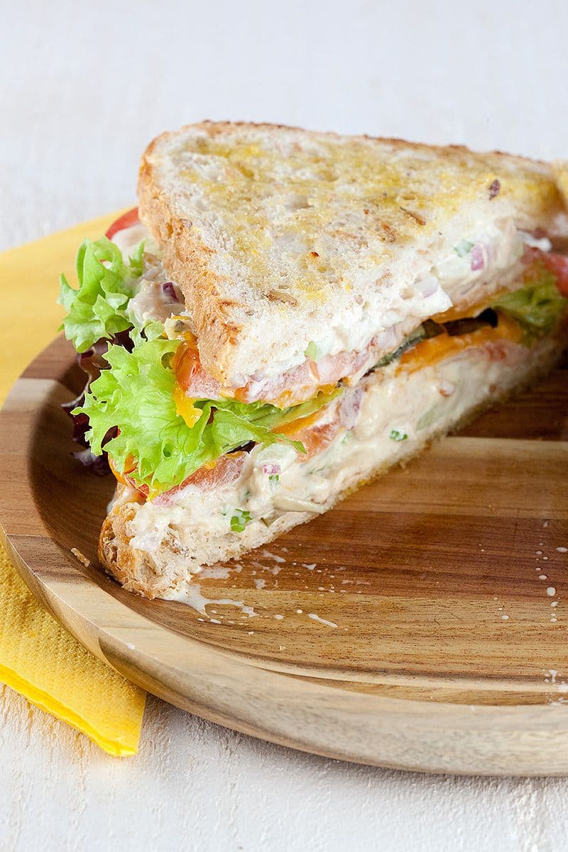 Tuna melt sandwich