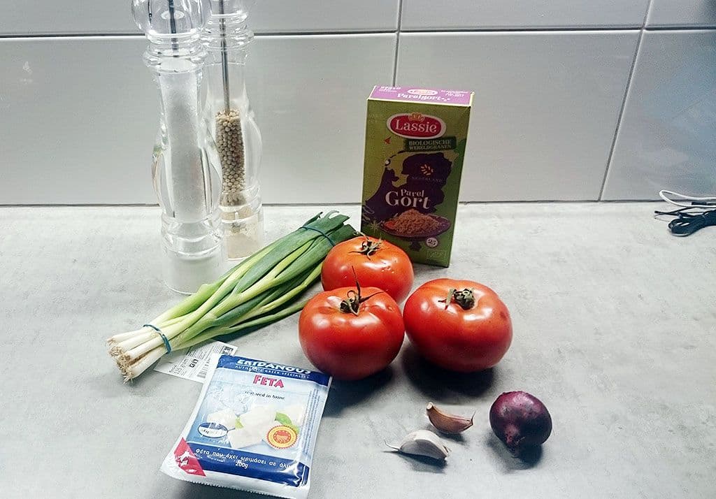 Gevulde tomaat met parelgort en feta Ingrediënten