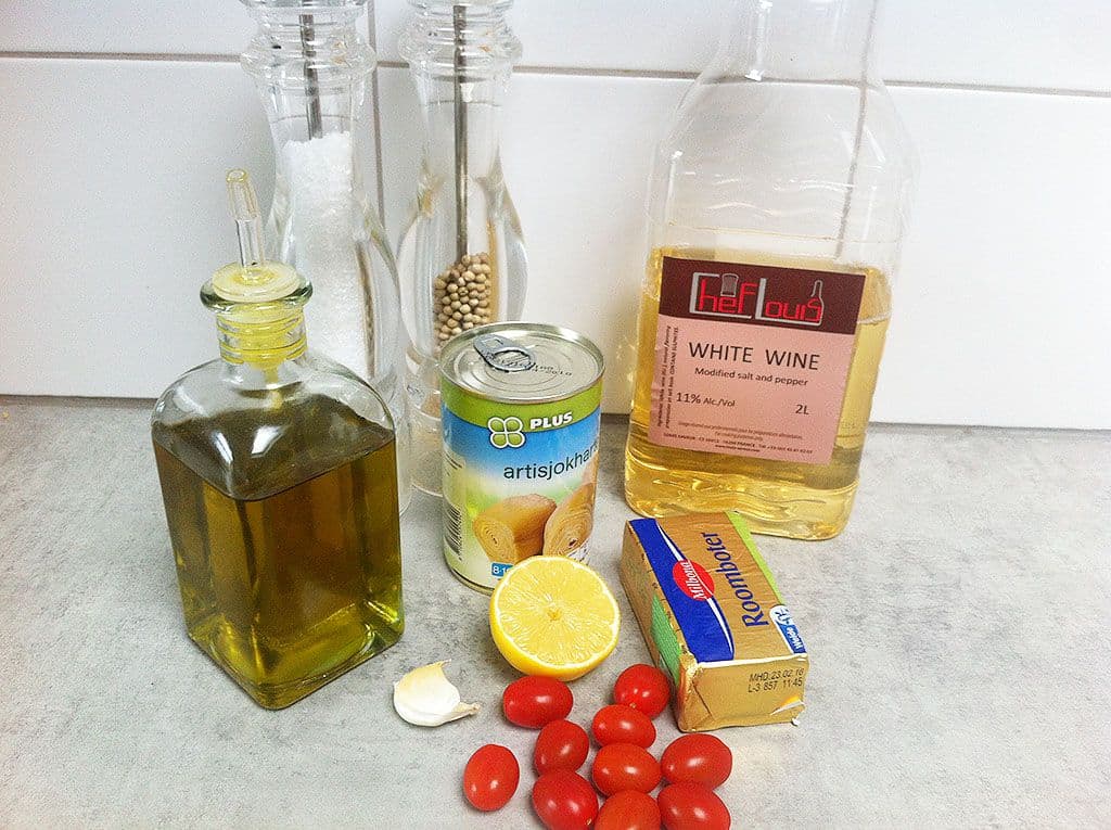 Tapas van artisjokharten en tomaten Ingrediënten
