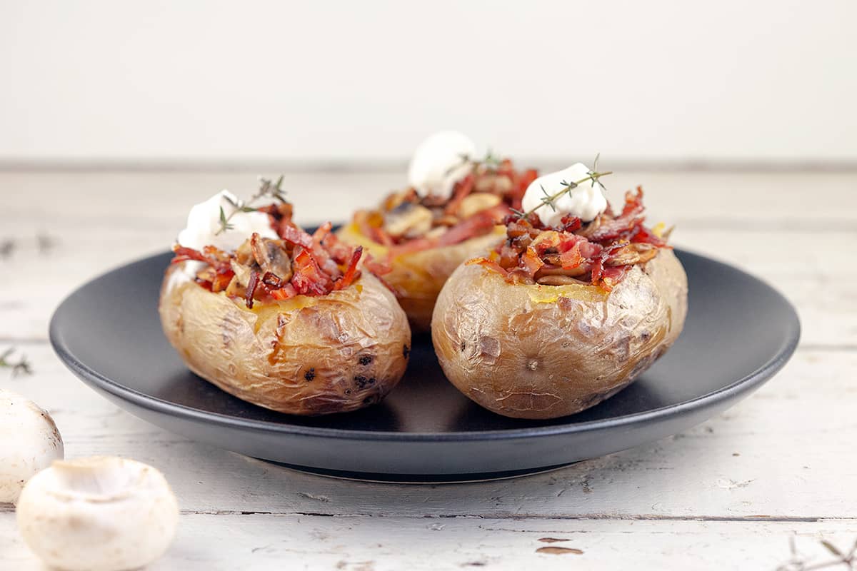 Gepofte aardappel met champignons